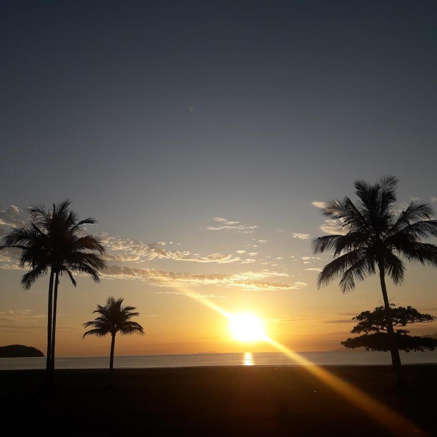 Casa Indaia Bnb - Casa Compartilhada คารากัวตาตูบา ภายนอก รูปภาพ